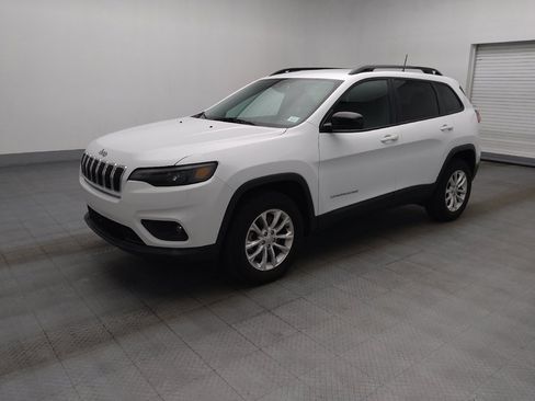 Used 2022 Jeep Cherokee Latitude Lux AWD/4WD image 2