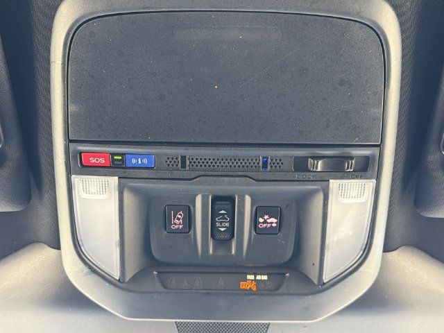 Used 2023 Subaru Forester Wilderness w/ Wilderness Package AWD/4WD image 32