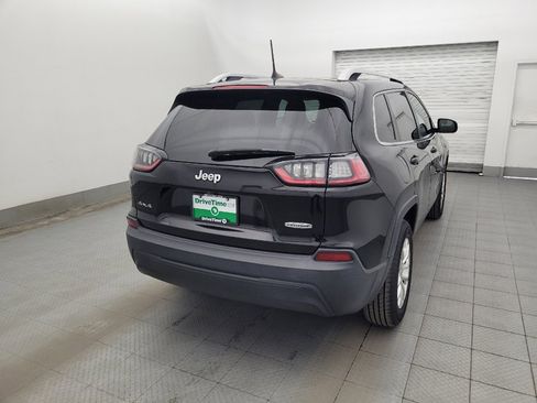 Used 2019 Jeep Cherokee Latitude w/ Popular Appearance Group AWD/4WD image 7
