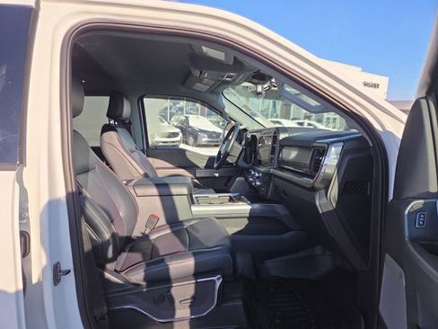Used 2024 Ford F250 Lariat image 14