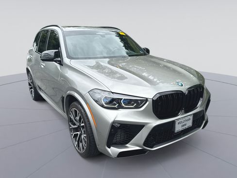 Used 2022 BMW X5 M w/ Competition Package 2 AWD/4WD image 3