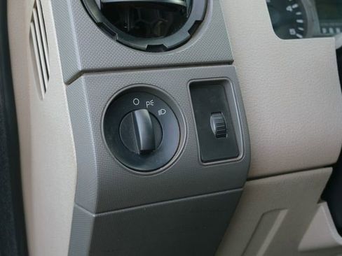 Used 2009 Ford F350 XL image 11