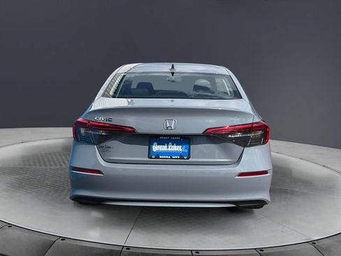 Used 2024 Honda Civic EX image 4