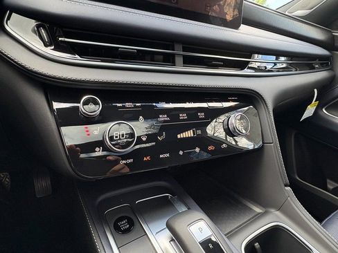 New 2026 INFINITI QX60 Sport w/ Dark Cargo Package image 21