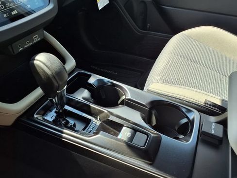 New 2026 Subaru Forester Premium AWD/4WD image 17
