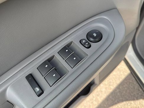 Used 2014 Chevrolet Traverse LS AWD/4WD image 11