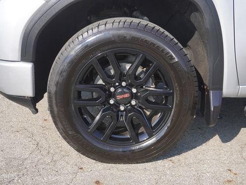 Used 2020 GMC Sierra 1500 Elevation w/ Elevation Value Package AWD/4WD image 10