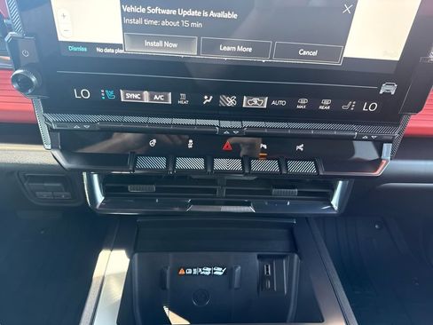 Used 2026 GMC Hummer EV 3X w/ Carbon Fiber Edition Package AWD/4WD image 23