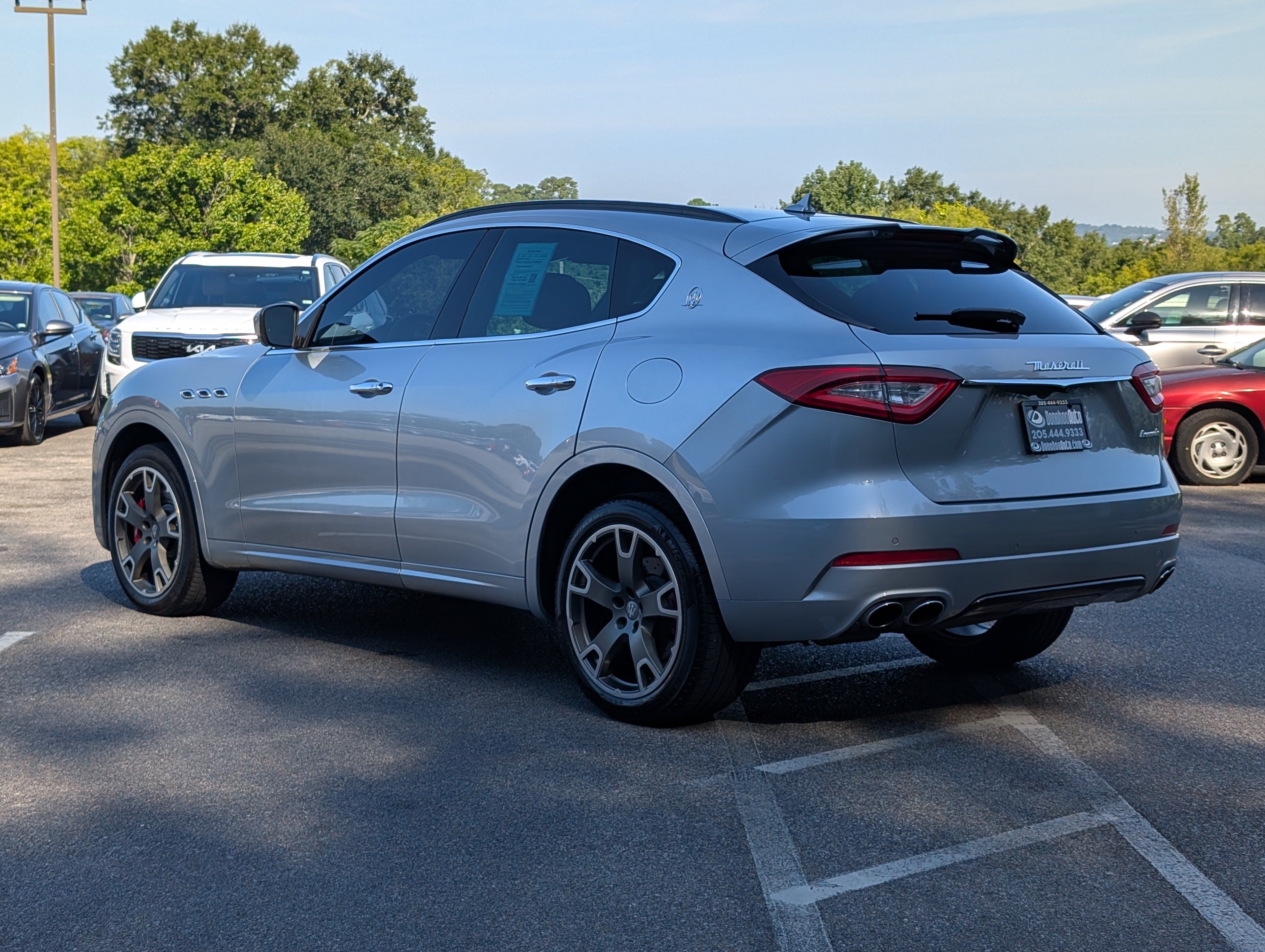 Used 2017 Maserati Levante S AWD/4WD image 7