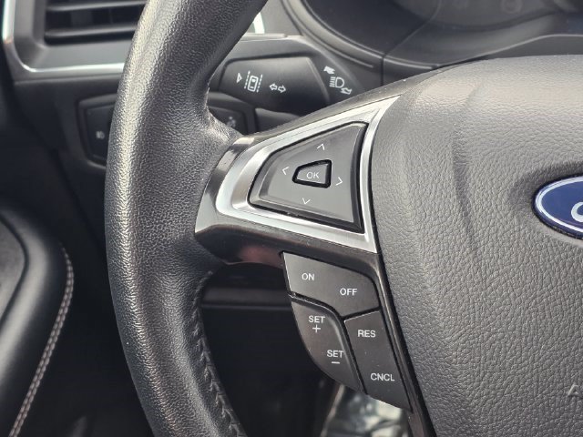 Used 2024 Ford Edge Titanium AWD/4WD image 25
