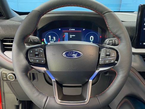 New 2026 Ford Explorer ST-Line w/ ST-Line Street Pack image 15