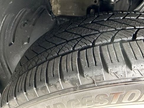 Certified 2023 Honda Pilot Touring image 31