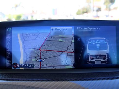 Used 2015 BMW M4 Convertible RWD image 29