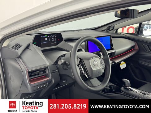 New 2026 Toyota Prius Plug-In Hybrid FWD image 2