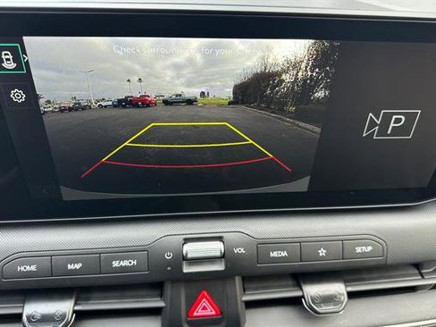 New 2025 Kia K4 LX image 20