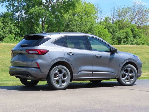Used 2023 Ford Escape ST-Line w/ Tech Pack #1 AWD/4WD image 3