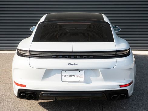 Certified 2025 Porsche Panamera Turbo image 31