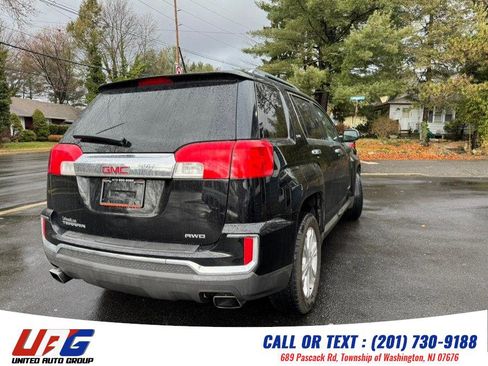 Used 2017 GMC Terrain SLT image 4