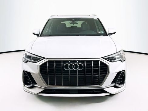 Used 2023 Audi Q3 2.0T Premium image 2