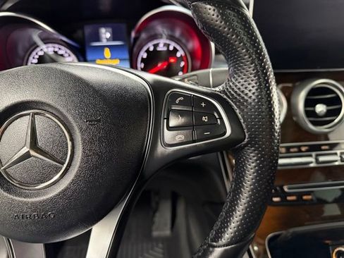 Used 2017 Mercedes-Benz GLC 300 4MATIC image 17