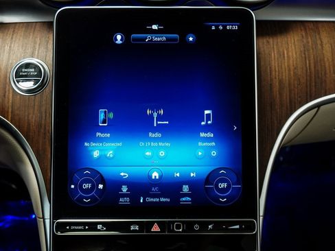 Used 2024 Mercedes-Benz C 300 4MATIC Sedan image 30