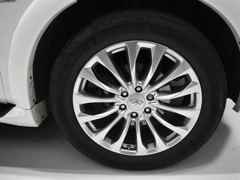 Used 2017 INFINITI QX80 4WD w/ Deluxe Technology Package image 10