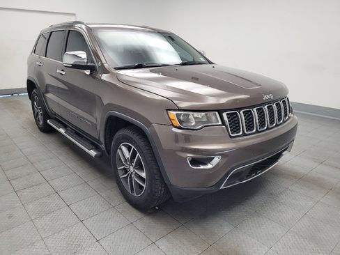 Used 2018 Jeep Grand Cherokee Limited AWD/4WD image 13