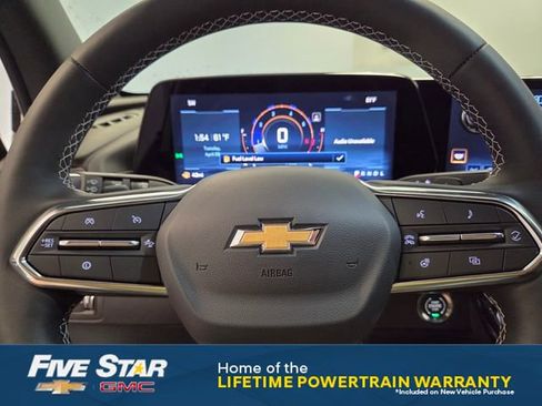 New 2026 Chevrolet Traverse LT FWD image 24