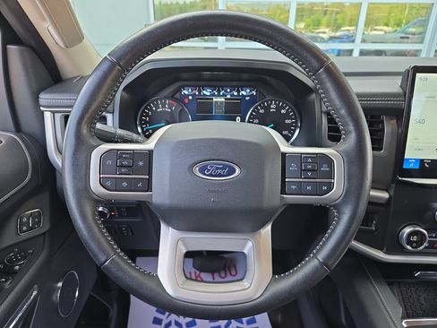 Used 2022 Ford Expedition XLT AWD/4WD image 21