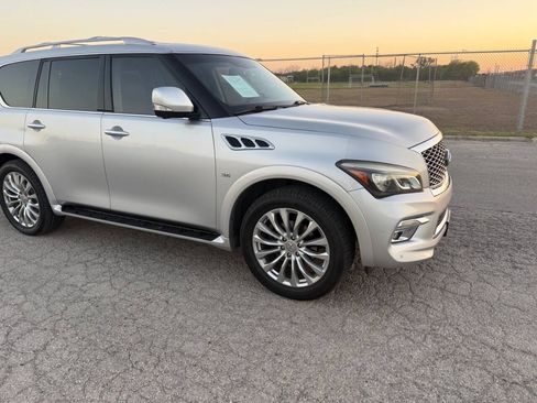 Used 2016 INFINITI QX80 4WD w/ 22" Wheel Package image 4
