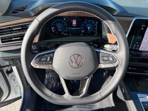 New 2026 Volkswagen Atlas SE image 20