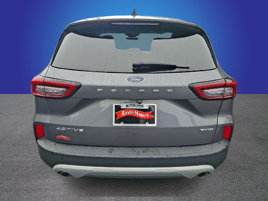 Used 2025 Ford Escape Active AWD/4WD image 5