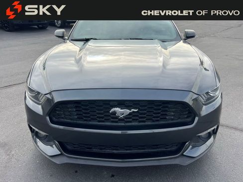 Used 2017 Ford Mustang Premium image 7