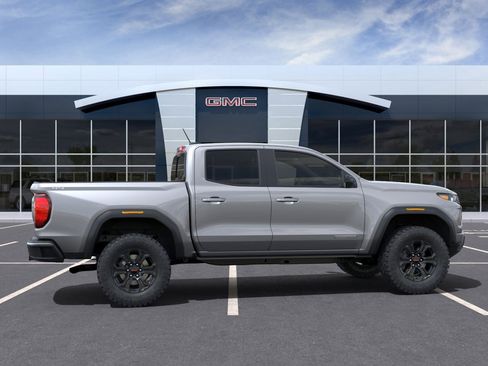 New 2025 GMC Canyon Elevation w/ Convenience Package image 27