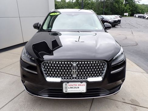 Certified 2022 Lincoln Corsair AWD w/ Premium Package image 9