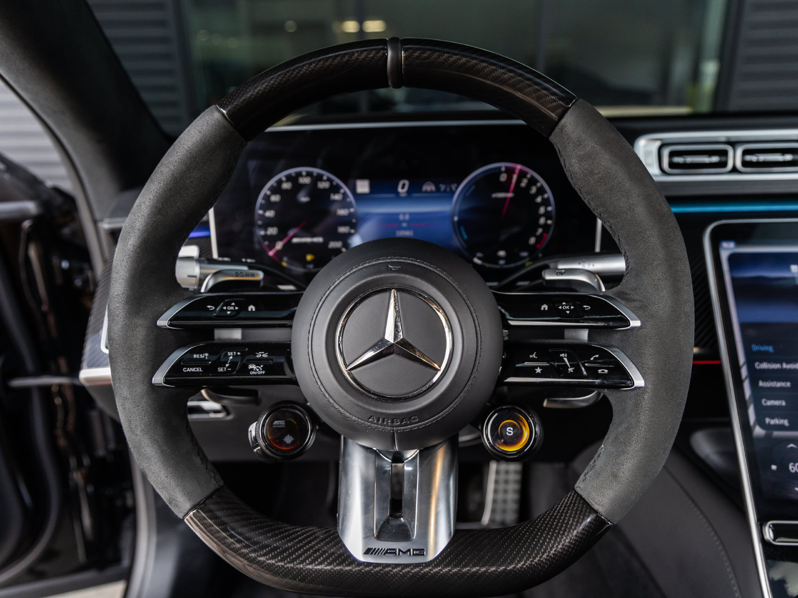 Used 2024 Mercedes-Benz S 63 AMG S image 31