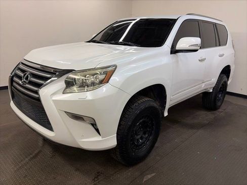 Used 2015 Lexus GX 460 Luxury w/ Preferred Accessory Package image 3
