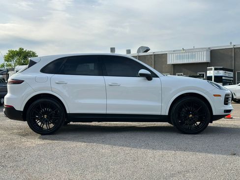Used 2019 Porsche Cayenne AWD/4WD image 8