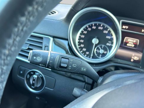 Used 2016 Mercedes-Benz GL 450 GL450 SUV AWD image 29