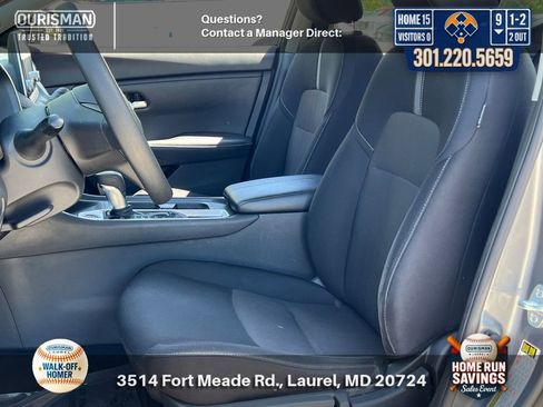 Used 2024 Nissan Sentra SV FWD image 6