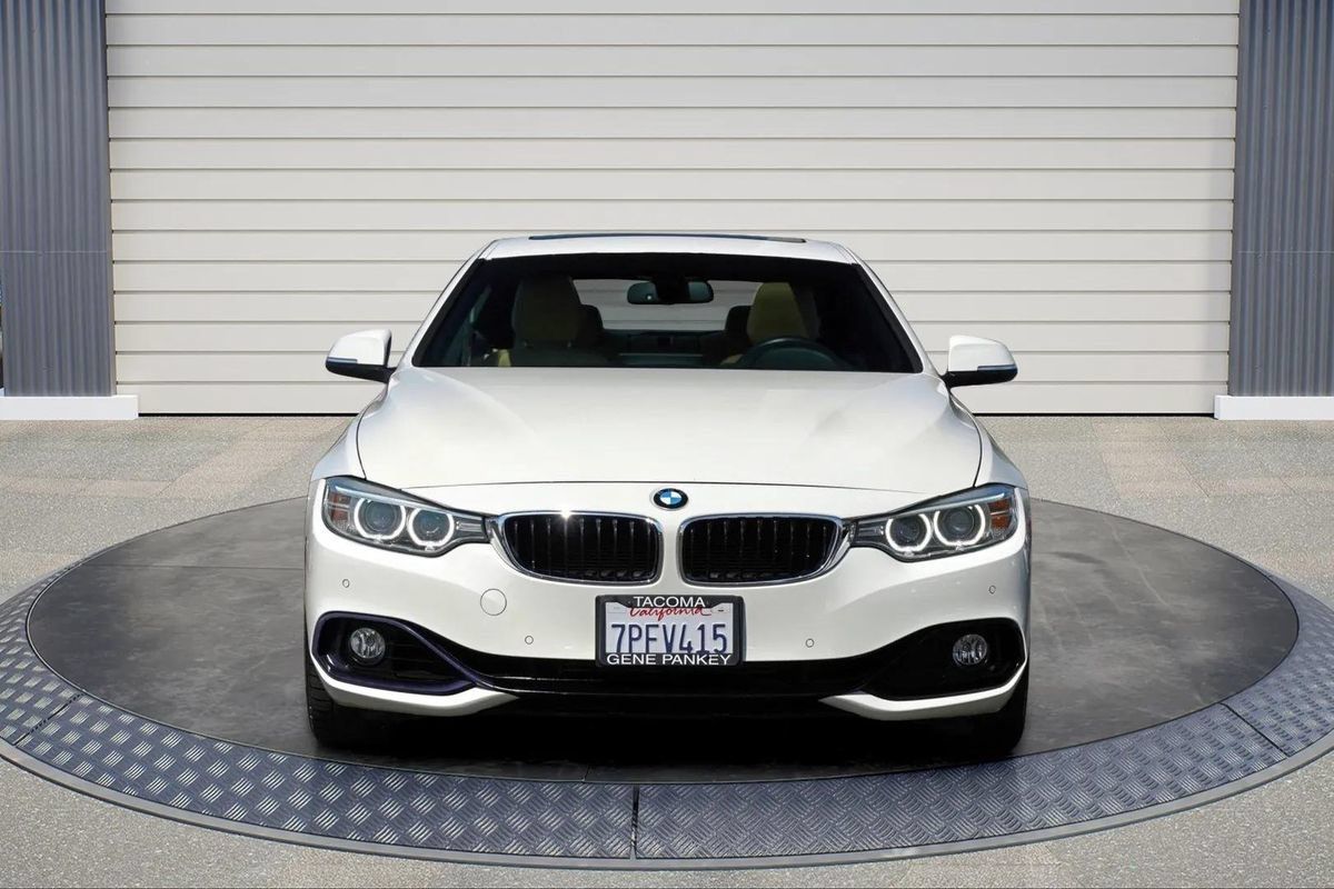 Used 2016 BMW 428i Coupe RWD image 2