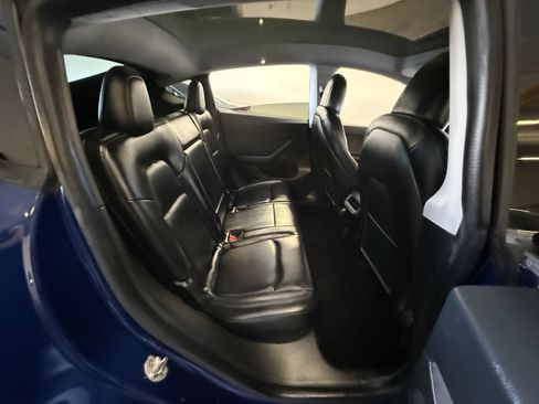 Used 2020 Tesla Model Y Long Range AWD/4WD image 23