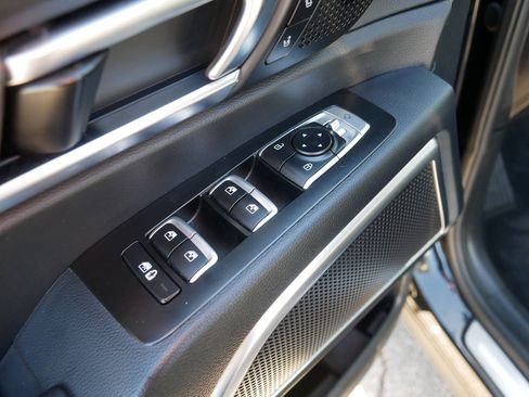 Used 2020 Kia Telluride SX image 19