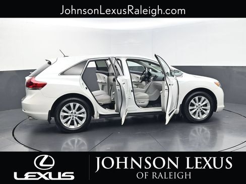 Used 2015 Toyota Venza XLE FWD image 32