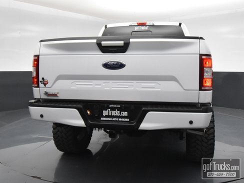 Used 2018 Ford F150 XLT w/ Equipment Group 302A Luxury image 6