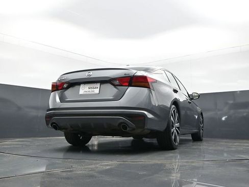 Used 2020 Nissan Altima 2.5 SR FWD image 30