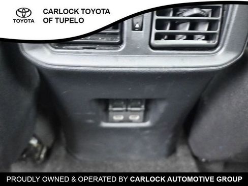 Used 2025 Toyota RAV4 XLE image 22