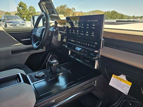 New 2026 GMC Hummer EV SUV AWD/4WD image 11
