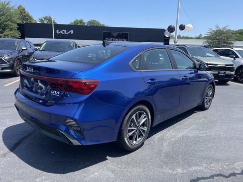 Used 2023 Kia Forte LXS FWD image 7