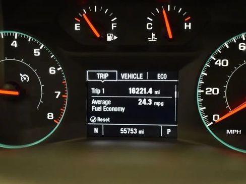 Used 2023 Chevrolet Malibu LT FWD image 28